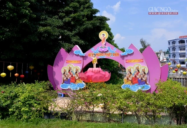 Khong khi Phat dan (4).jpg