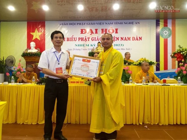 Đại hội Phật giáo huyện Nam Đàn lần thứ nhất ảnh 7 1 namdan09.jpg