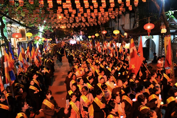 Hà Nội: Trang nghiêm lễ rước Phật đản sinh ảnh 11 a ruoc phat 10.jpg