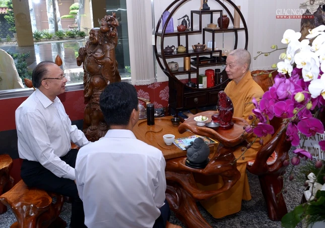 G_ CA TPHCM mung Phat dan (1).jpg