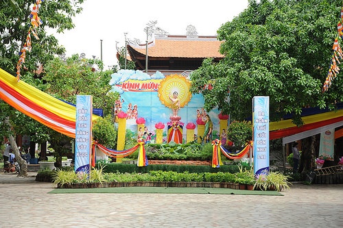 Không khí Phật đản đã về tại Q.Thủ Đức ảnh 11 41550328974_1d2bc7a4d1_jpg.jpg