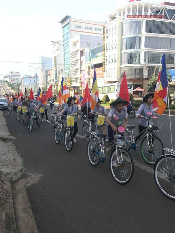 a dieuhanh3.jpg