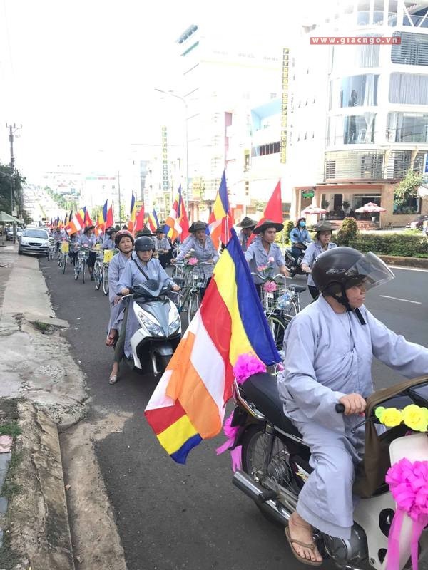 a dieuhanh4.jpg