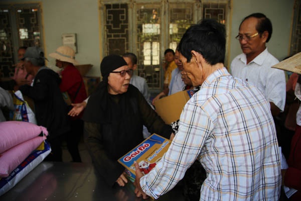 BanTTtangqua (18).JPG