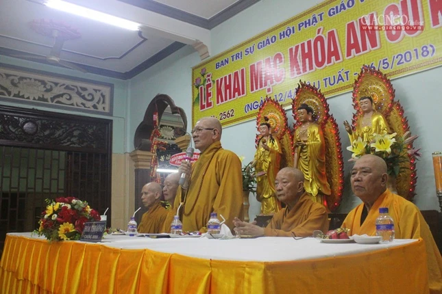 Phật giáo Q.Thủ Đức khai giảng khóa An cư kiết hạ ảnh 6 11tq.jpg