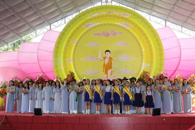 Bình Định: Đại lễ Phật đản tại chùa Giáo Hội Tỉnh ảnh 1 a bd 2.jpg
