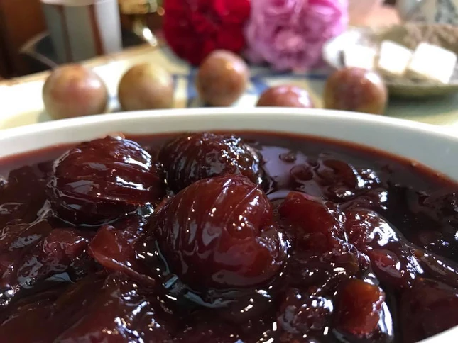 Cách làm mứt mận ảnh 2 mut man 1.jpg