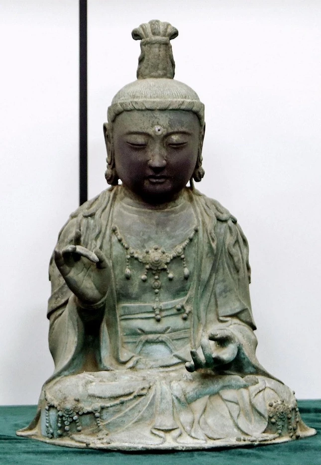Kannonstatue.jpg