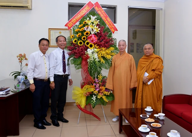 Ban Tôn giáo Chính phủ chúc mừng Báo Giác Ngộ ảnh 1 BTN_0257.JPG