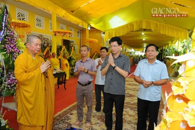 ViengtangHTDP (7 of 13).jpg