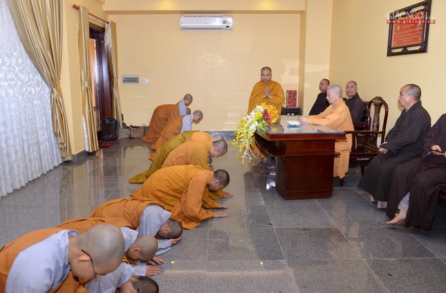 Trao hoc bong  (1).jpg