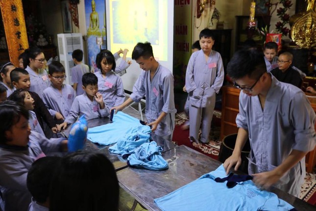 Khóa tu "Mùa hè hiểu thương" ở chùa Đình Quán ảnh 3 a dinh quan 2.jpg