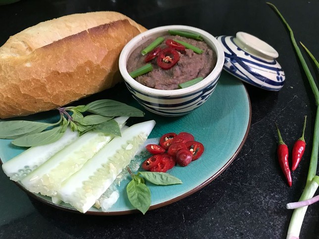 pate chay.jpg