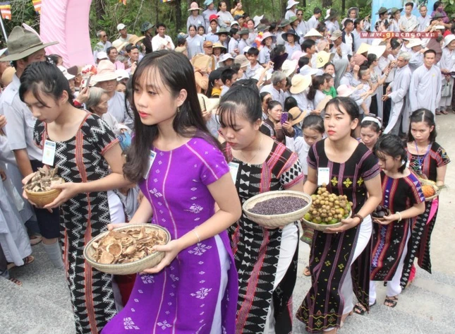 TT-Huế: Chính thức khai mạc lễ hội Quán Thế Âm ảnh 8 8.jpg