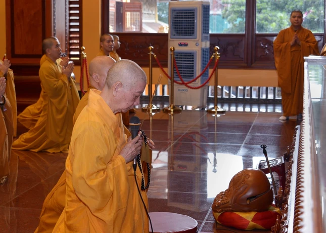 Le quy y- via Quan Am (2).jpg