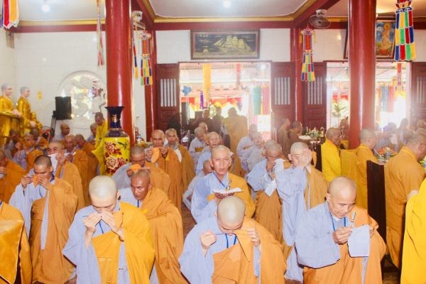 Hậu Giang: Đại Giới đàn Huệ Đức khai mạc, truyền giới ảnh 11 b85d5bc45818b946e009-600x400.jpg