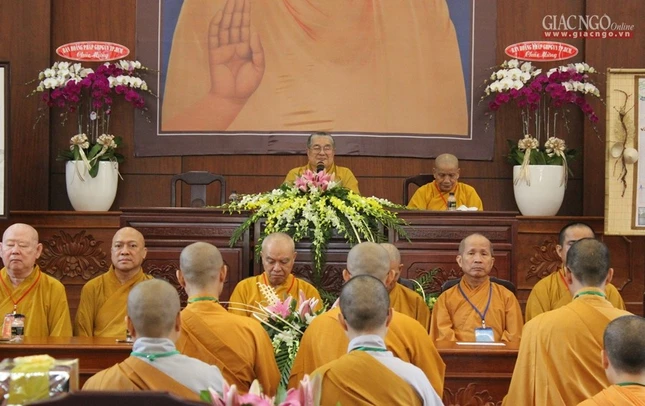 Bế mạc, trao giải hội thi diễn giảng và báo tường ảnh 15 Danh.JPG