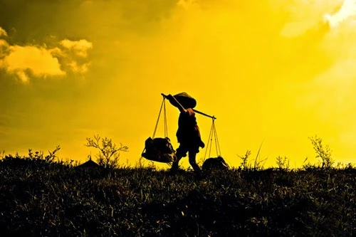 Thả hoa đăng cho thời thơ của mẹ được chút lung linh... ảnh 1 a meque.jpg