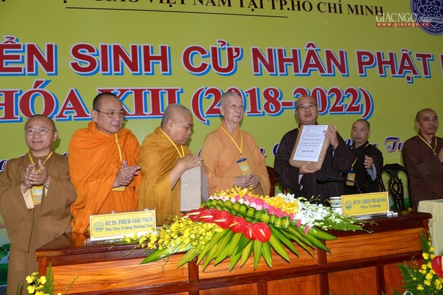 TP.HCM: 311 Tăng Ni thí sinh thi vào Học viện khóa XIII ảnh 8 BTN_008.jpg