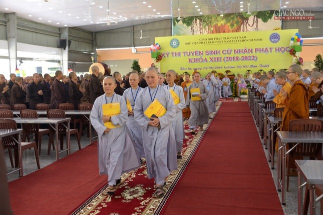 TP.HCM: 311 Tăng Ni thí sinh thi vào Học viện khóa XIII ảnh 10 BTN_010.jpg