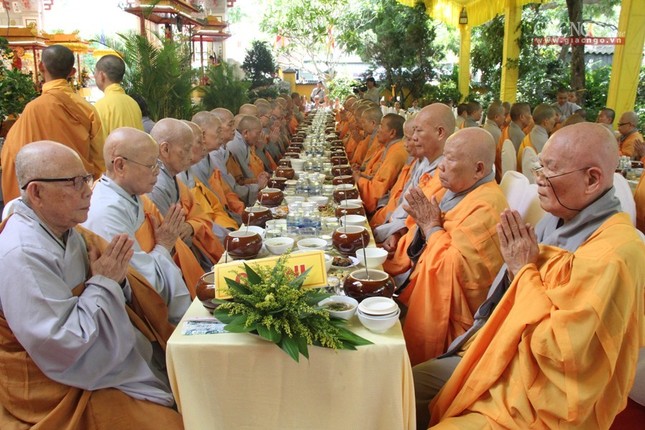 TT-Huế: Lễ chung thất Trưởng lão HT.Thích Đức Phương ảnh 11 10.jpg