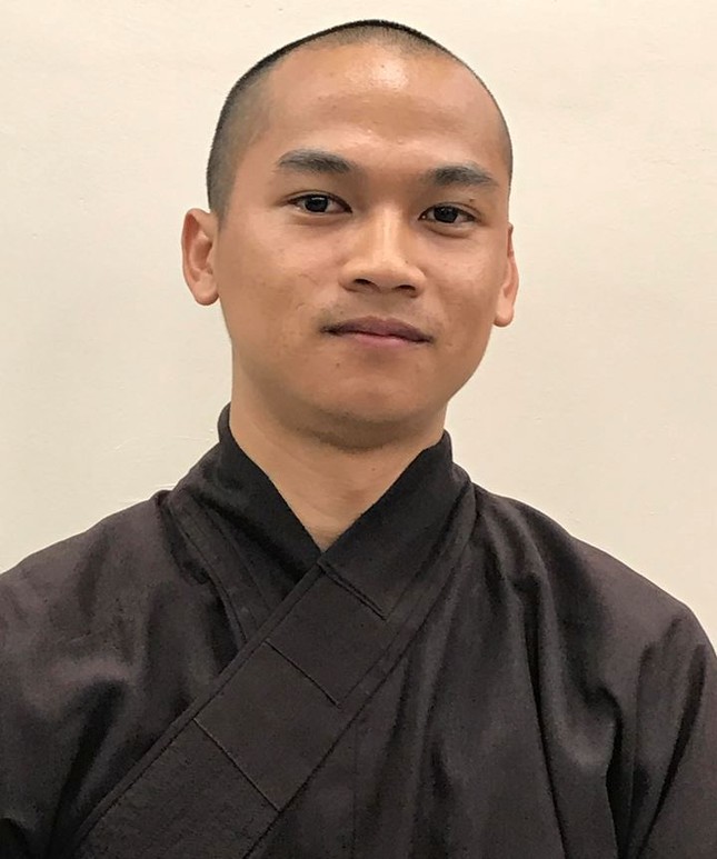 anh 5, DD.Thich Chau Vien.jpg