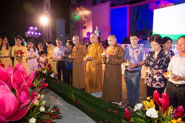 Lễ Vu lan tại Trung tâm Văn hóa Q.5 ảnh 1 anh dt 2.jpg
