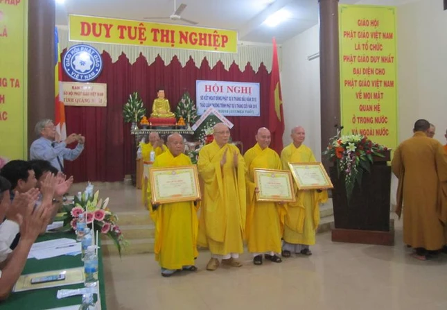 Phật giáo Quảng Ngãi sơ kết Phật sự ảnh 1 IMG_3471.JPG