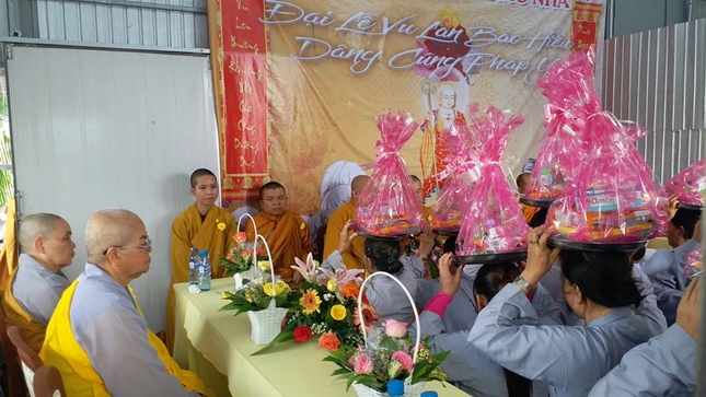 Nghi th_c d_ng y c_ng d__ng T_ng-Ni.jpg