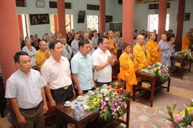 Thái Bình: Trường hạ Thánh Long tổng kết an cư ảnh 4 IMG_9711.JPG