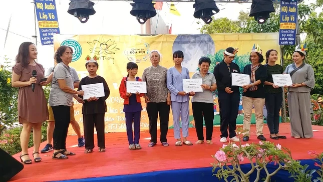 THU VE SONG NUOC .Still002.jpg