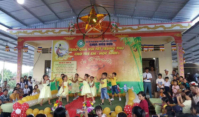 Bieu dien van nghe.jpg