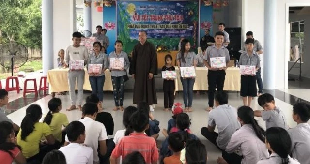 Tin tổng hợp: Trung thu ấm áp ở khắp nơi ảnh 6 3.jpg