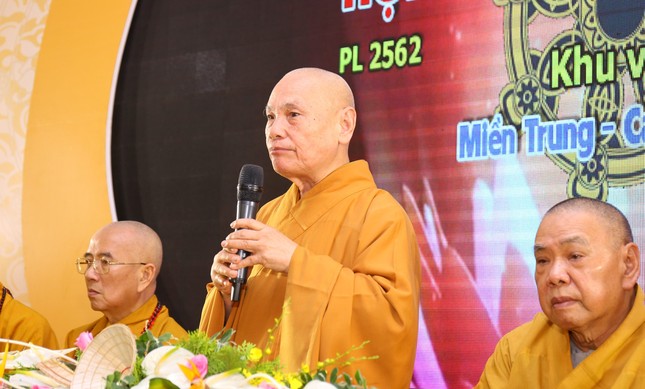 Hội thảo Hoằng pháp khu vực miền Trung - Tây Nguyên ảnh 10 z1128232579423_622dfe7f52f7647f28261d1d3ee345b6.jpg