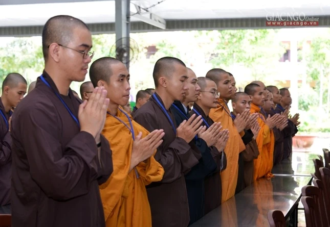 Le khai giang khoa XIII (10).jpg