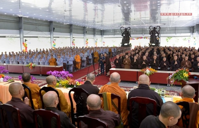 Le khai giang khoa XIII (11).jpg