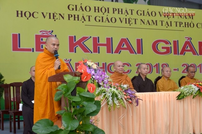 Le khai giang khoa XIII (8).jpg