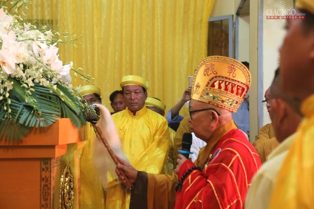 TB08.jpg
