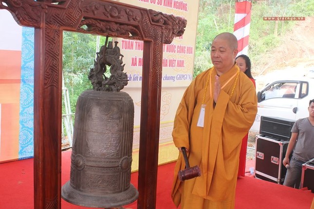 anh huutinh4.jpg
