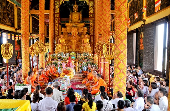 Ý nghĩa dâng y Kathina trong Phật giáo Nam truyền ảnh 2 Kathina 2.jpg