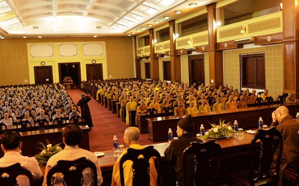 Phái đoàn của Quốc hội giao lưu với Tăng Ni sinh ảnh 1 dsc_5522.jpg