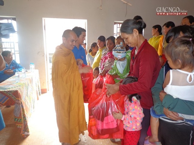 anh trang tre (3).jpg