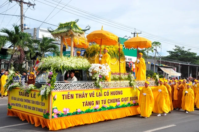 Lễ truy niệm, cung tống kim quan HT.Thích Nguyên Trực ảnh 11 _dsc0301.jpg