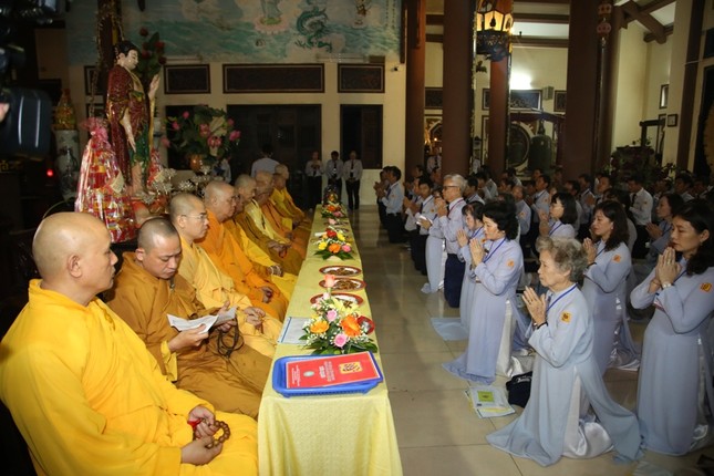 Lễ thọ cấp Tấn cho 150 huynh trưởng GĐPT VN ảnh 5 11ht.jpg