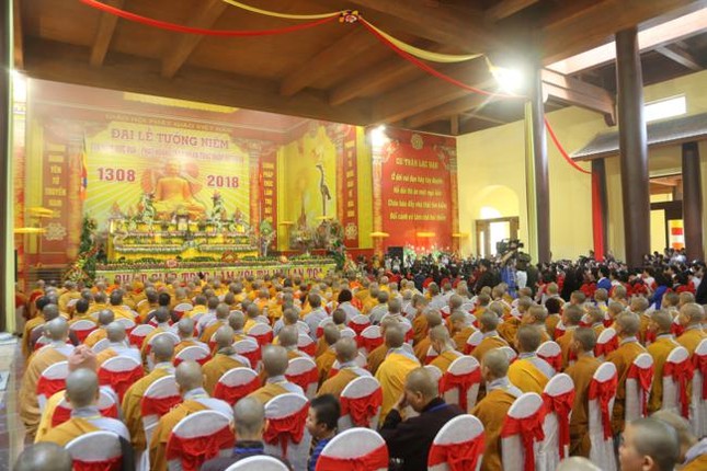 Trọng thể Đại lễ tưởng niệm Phật hoàng tại Yên Tử ảnh 7 45.jpg
