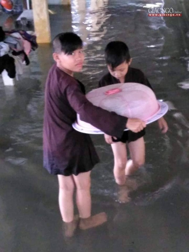 Nhiều chùa ở Quảng Nam bị ngập lụt ảnh 2 a QN 8.jpg