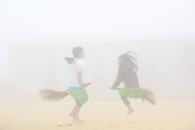 Ấm áp từ những đôi bàn tay ảnh 4 qtrung 2.jpg