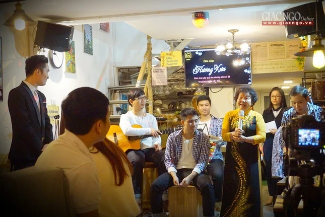 Anh mo pho, Luong Dinh Khoa.JPG