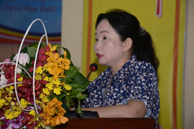 Bà Trần T Lan Phương.jpg