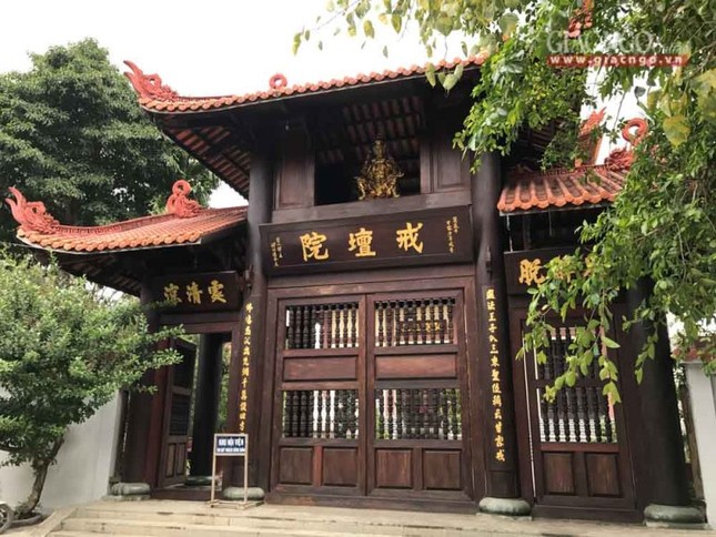 cong noivien Huenghiem (1 of 1).jpg